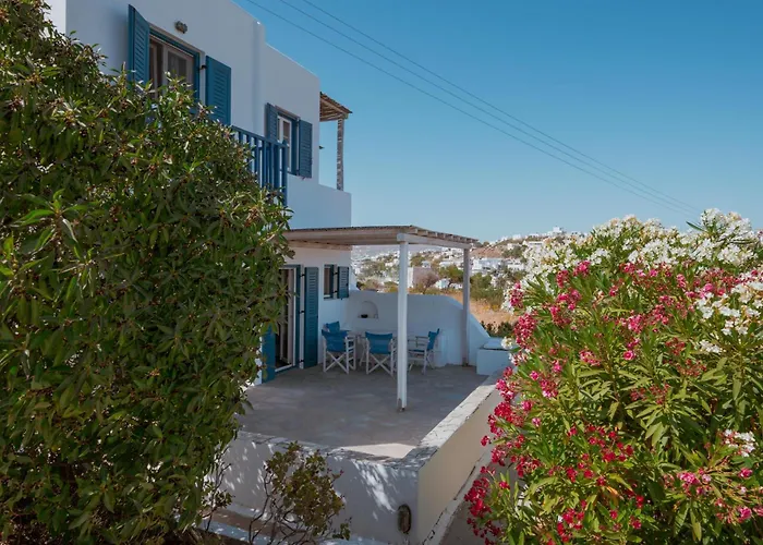 Gryparis\' Club Apartments