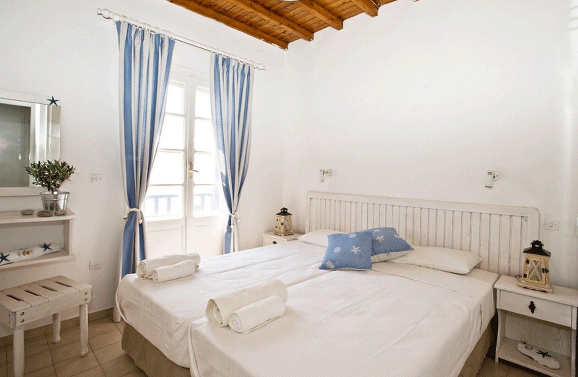 Apartment Gryparis' Club *