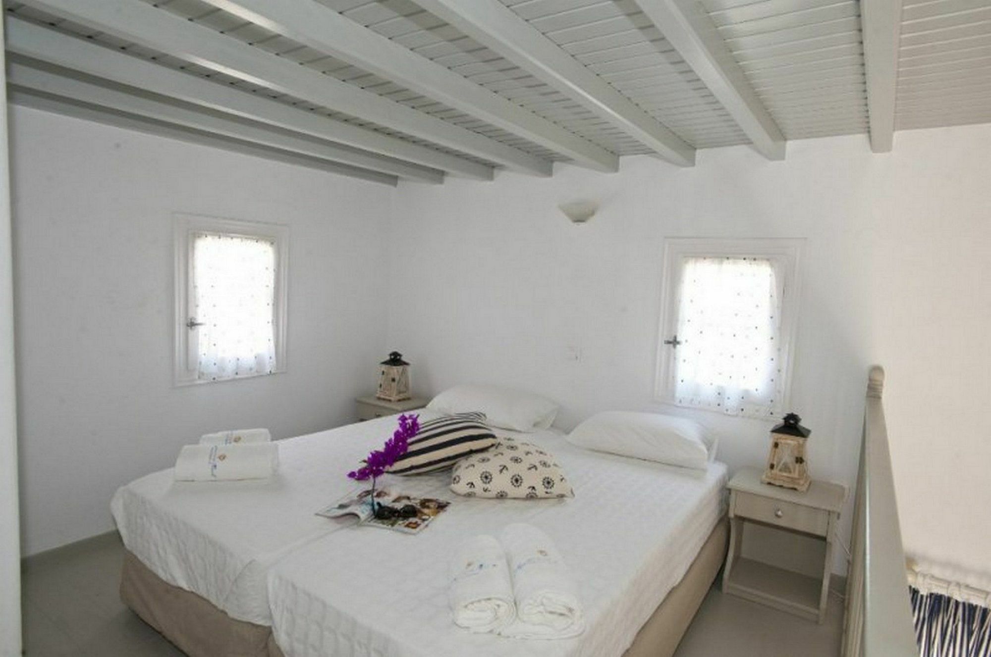 Apartment Gryparis' Club